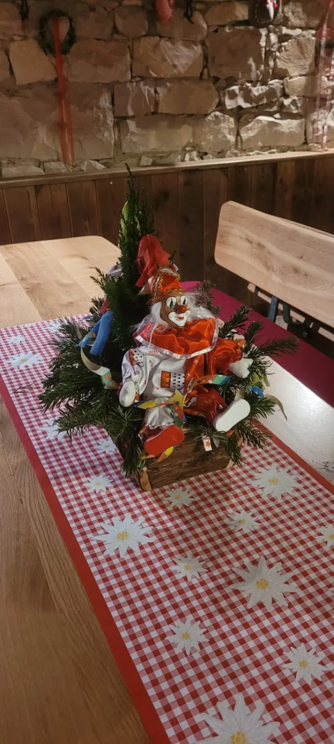 Weihnachtliche Tischdekoration von Längestadl